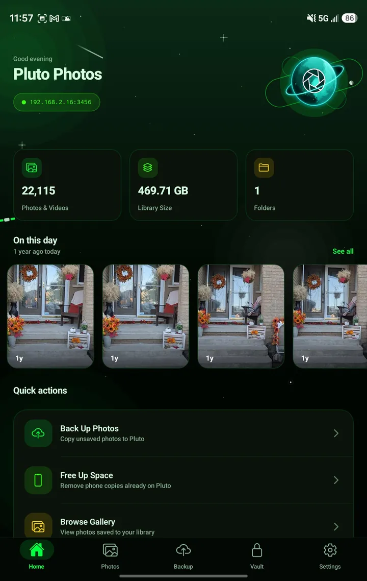 Pluto Companion in the Matrix green theme
